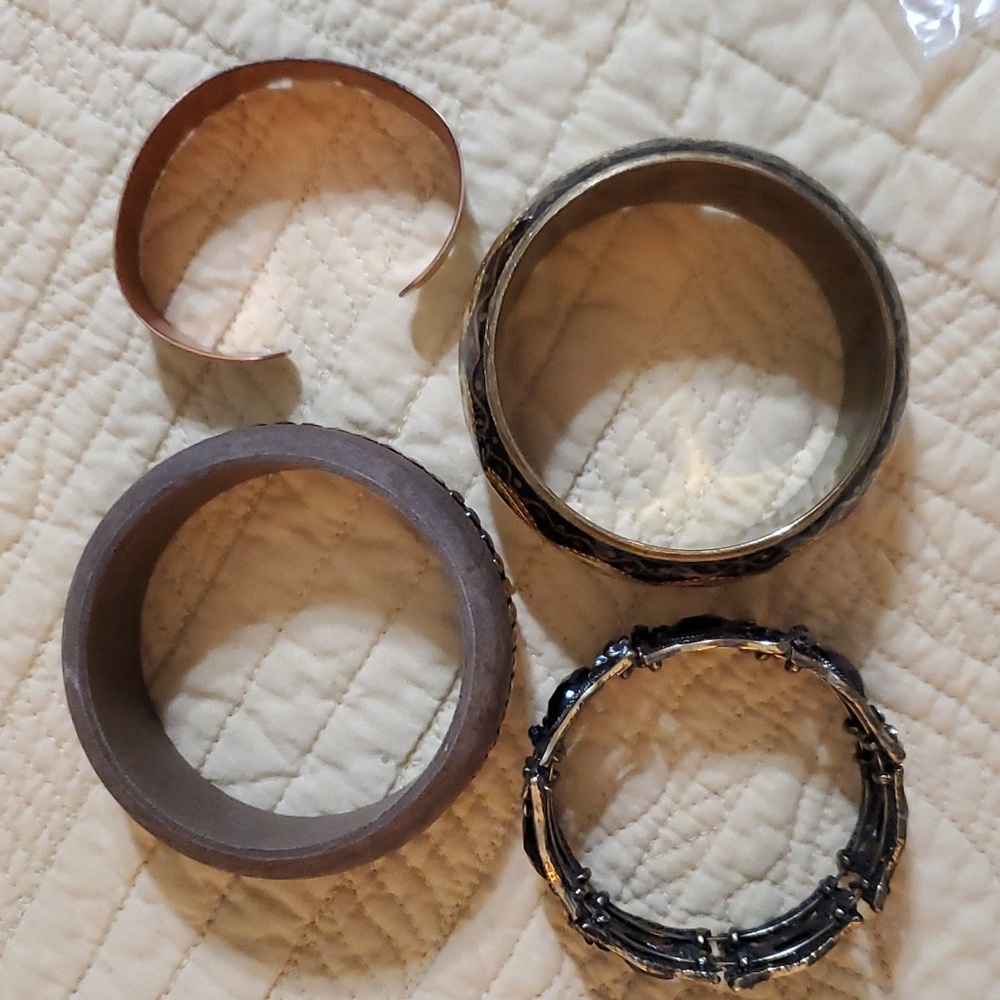 Bracelet/ Bangle Bundle - image 7